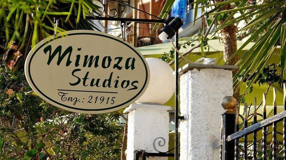 Mimoza Studios Skiathos Town Bagian luar foto